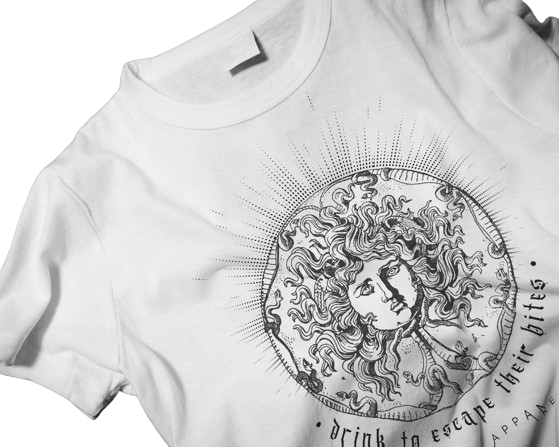 MEDUSA • UNISEX T-SHIRT